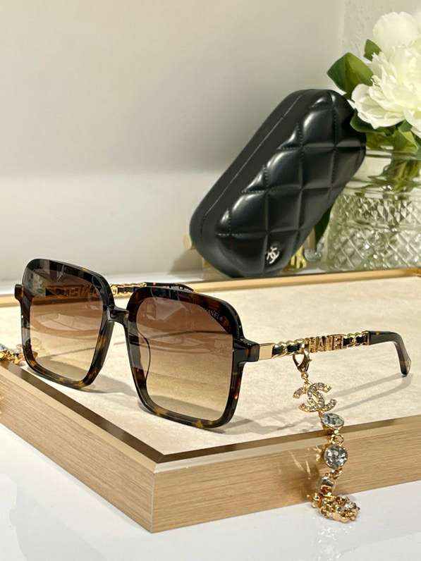 Picture of Chanel Sunglasses _SKUfw56703935fw